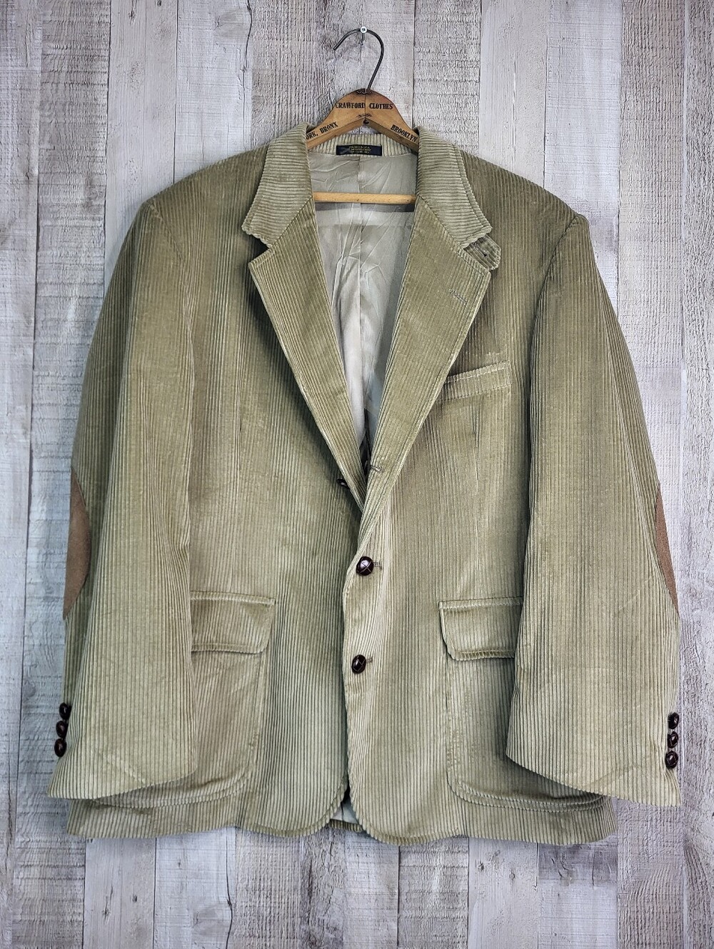 Orvis Corduroy Blazer with Elbow Patches. Size 42S. Cotton.